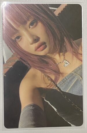 New-Jeans-Hanni-OMG-Ver.-Hanni-Message-Card-3